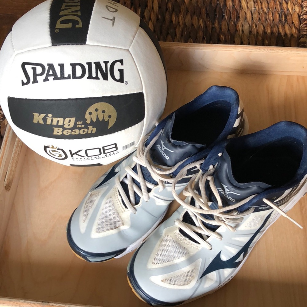 Mizuno Volleyball Shoes